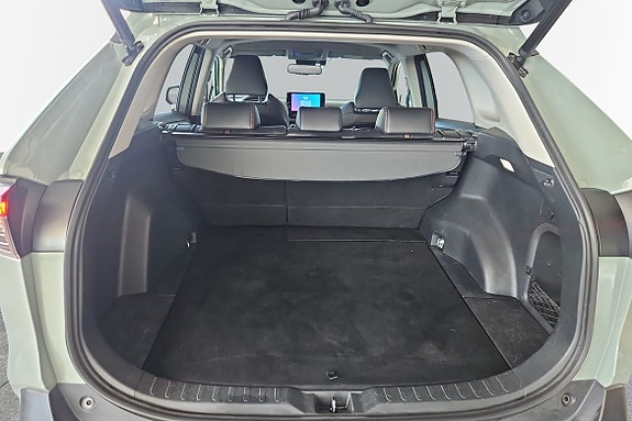 Toyota RAV4 10 of 19
