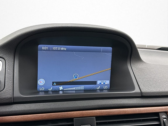 Volvo XC70 21 of 30
