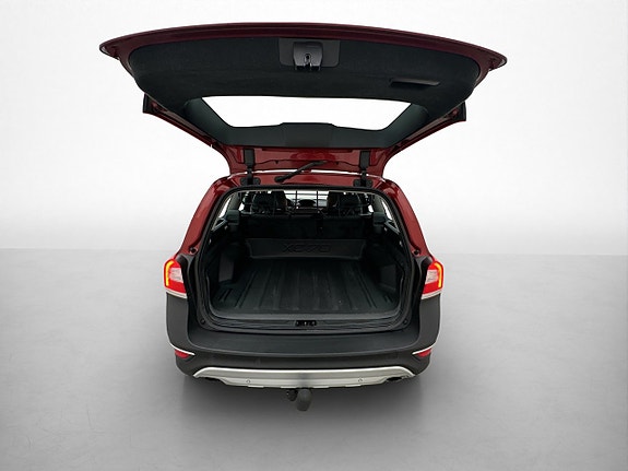 Volvo XC70 10 of 30