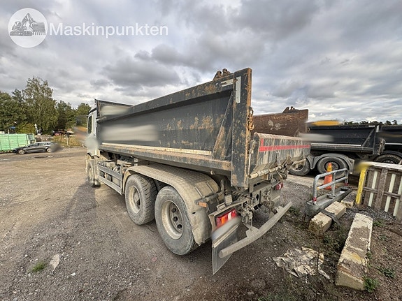 Mercedes-Benz Arocs 6x2 Schaktbil 5 of 27