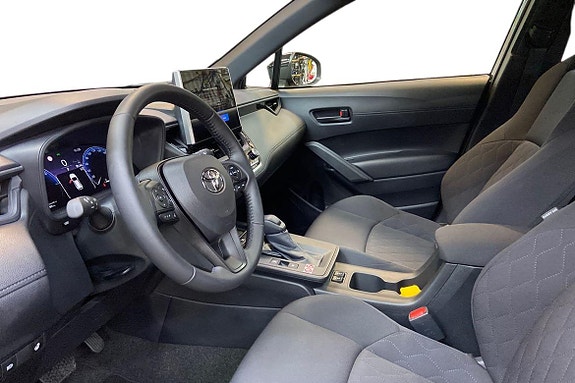 Toyota Corolla Cross 14 of 21