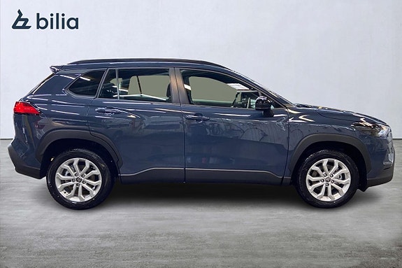 Toyota Corolla Cross 18 of 21