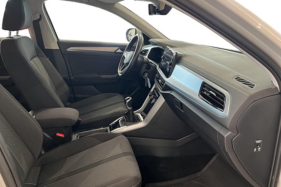 Volkswagen T-Roc 14 of 23