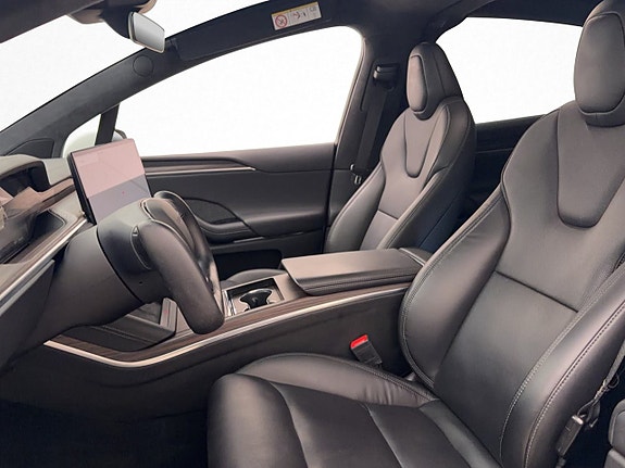 Tesla Model X 19 of 30