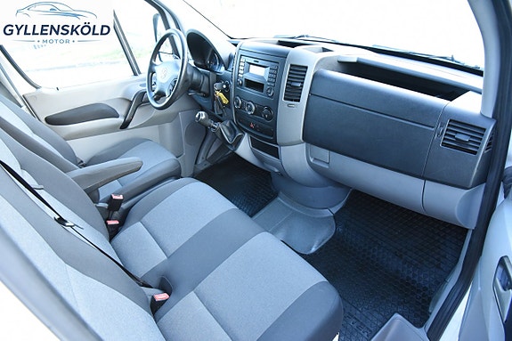 Volkswagen Crafter 35 8 of 15