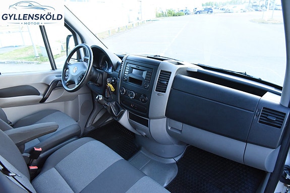Volkswagen Crafter 35 12 of 15