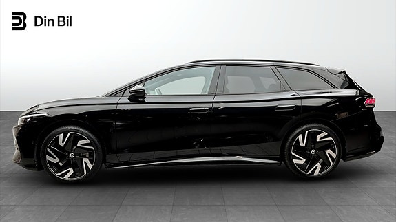 Volkswagen ID.7 2 of 12