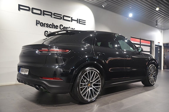 Porsche Cayenne Coupe 4 of 21