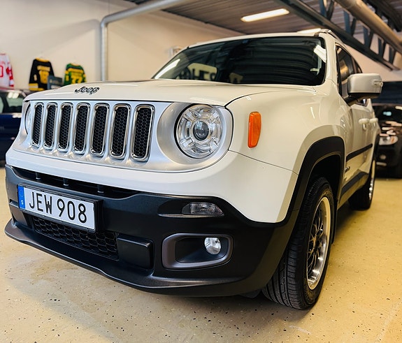 Jeep Renegade 2 of 22