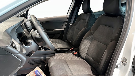 Renault Clio 5 of 12