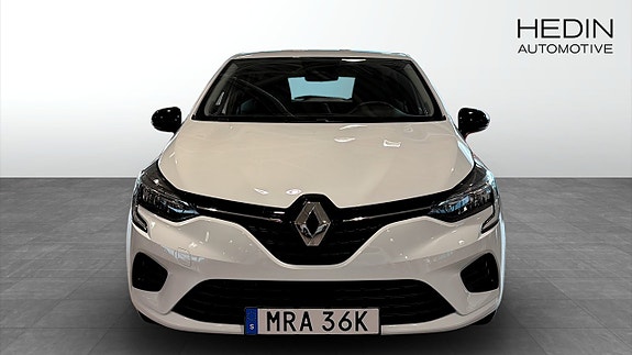 Renault Clio 8 of 12
