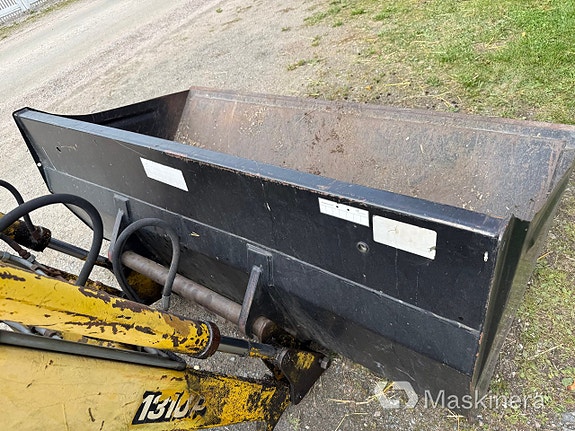Traktor Volvo BM 2254 med lastare 27 of 27