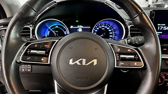 Kia Ceed 10 of 16