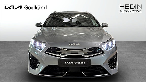 Kia Ceed 2 of 16