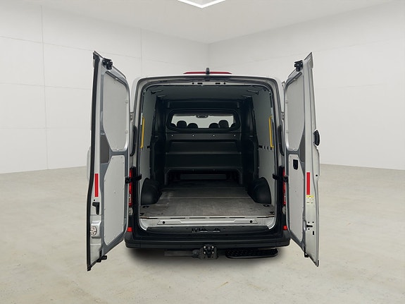 Volkswagen Crafter 12 of 30