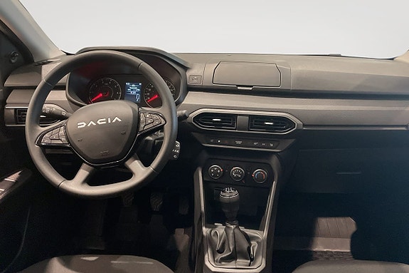 Dacia Sandero 8 of 15