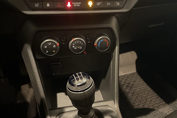 Dacia Sandero 14 of 15