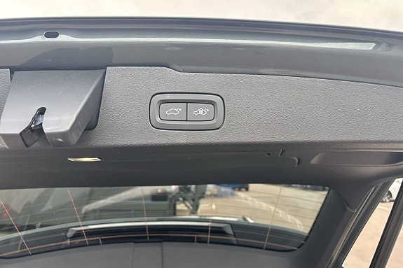 Volvo V60 12 of 15