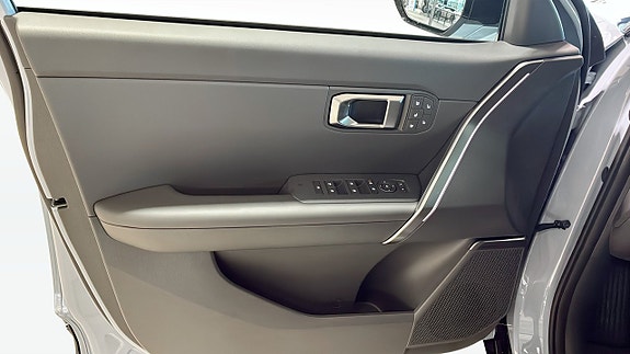 Kia Seltos 11 of 13