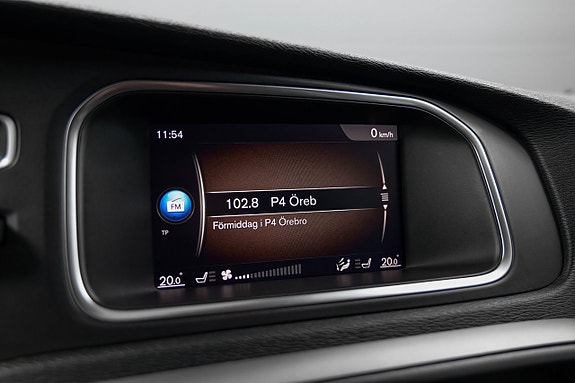 Volvo V40 Cross Country 16 of 24