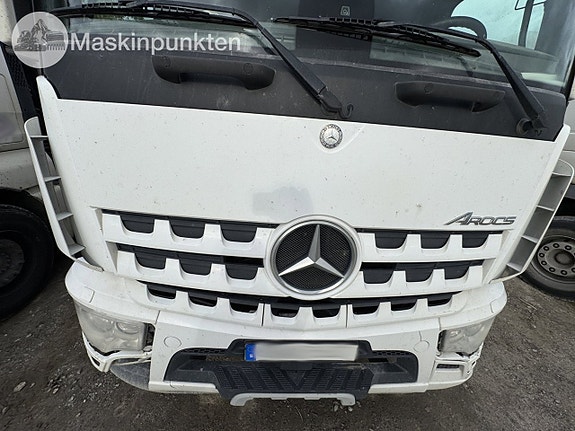 Mercedes-Benz Arocs 6x2 Schaktbil 8 of 27