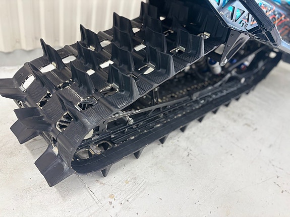Polaris 650 RMK Khaos 146 7 of 9