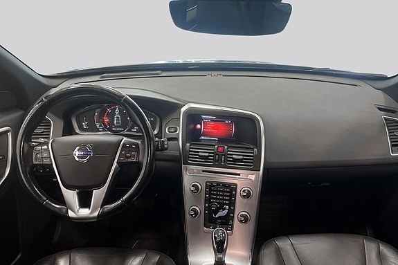 Volvo XC60 9 of 20