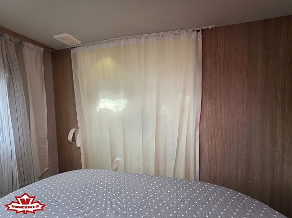 Sunlight T 69 L *Queenbed *Truma *Taksäng 9 of 21