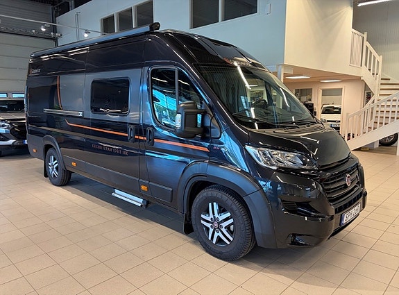 Pössl campervan Globestar 640 DK 2 of 13