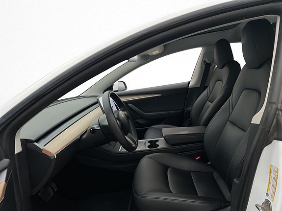Tesla Model 3 12 of 30