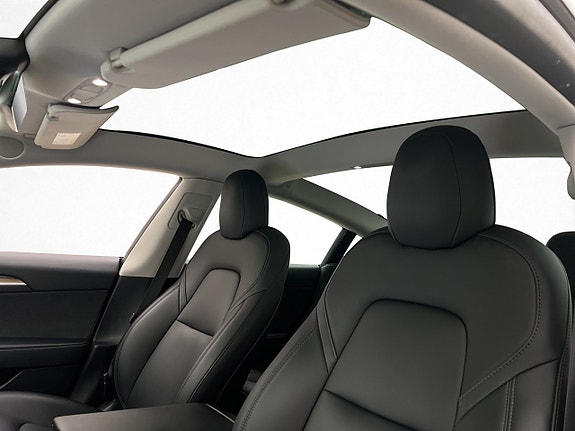 Tesla Model 3 13 of 30