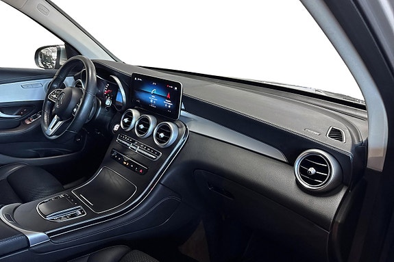 Mercedes-Benz GLC 300 de 13 of 17