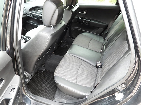 Kia Ceed 15 of 27