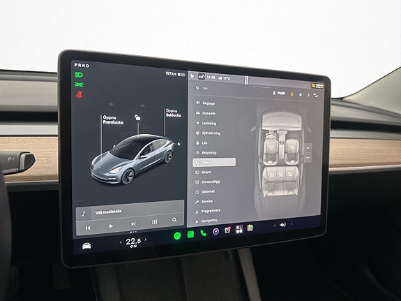 Tesla Model 3 24 of 30