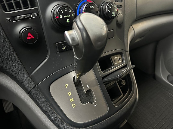 Hyundai H1 Skåp 2.5 CRDi Aut Lång m verksstadsinredning 170 Hkr Diesel 4 of 17