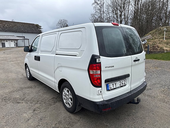Hyundai H1 Skåp 2.5 CRDi Aut Lång m verksstadsinredning 170 Hkr Diesel 3 of 12
