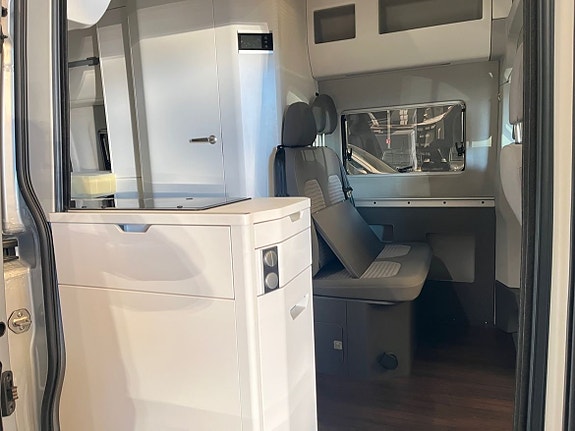 Volkswagen grand-california 23 of 25