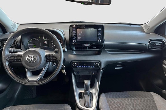 Toyota Yaris 11 of 13