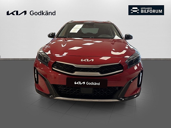 Kia XCeed 2 of 16
