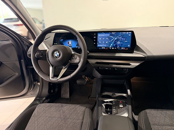 BMW 120 9 of 13