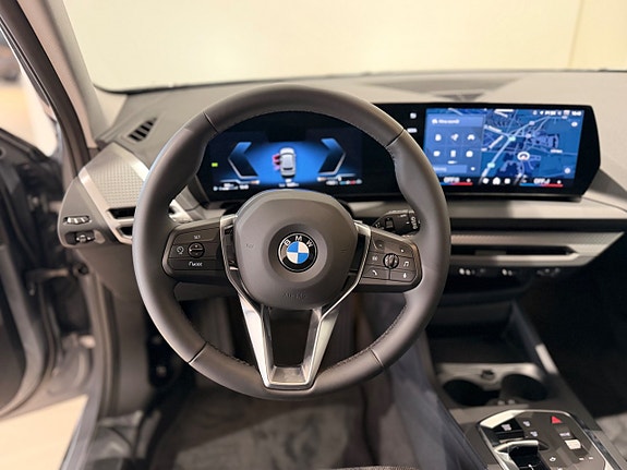 BMW 120 10 of 13