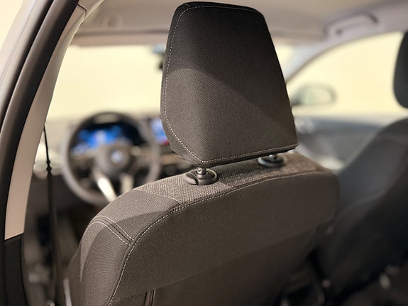 BMW 120 8 of 13