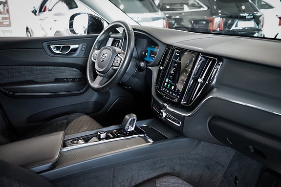 Volvo XC60 22 of 27