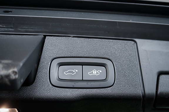 Volvo XC60 26 of 27