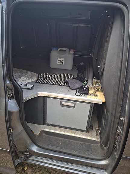 Volkswagen Caddy 6 of 7