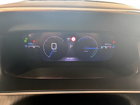 Peugeot 2008 8 of 17