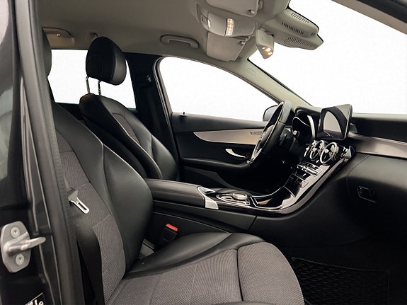 Mercedes-Benz C300 de 25 of 30