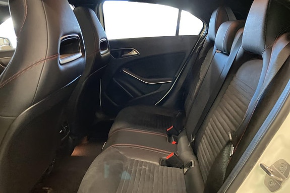 Mercedes-Benz A200 18 of 24