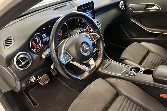 Mercedes-Benz A200 16 of 24