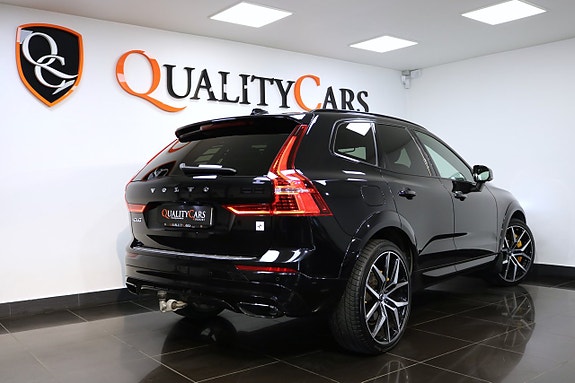 Volvo XC60 3 of 27